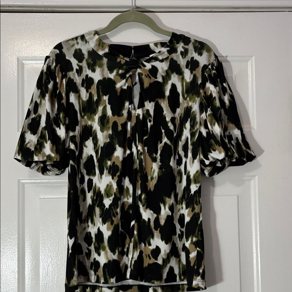 DKNY brand top Size Large